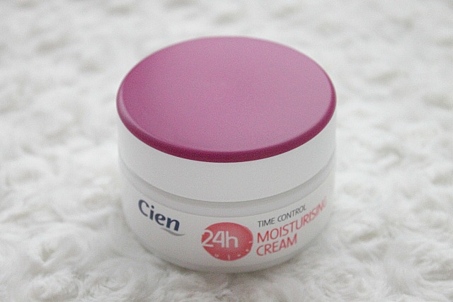 cien moisturising cream time control