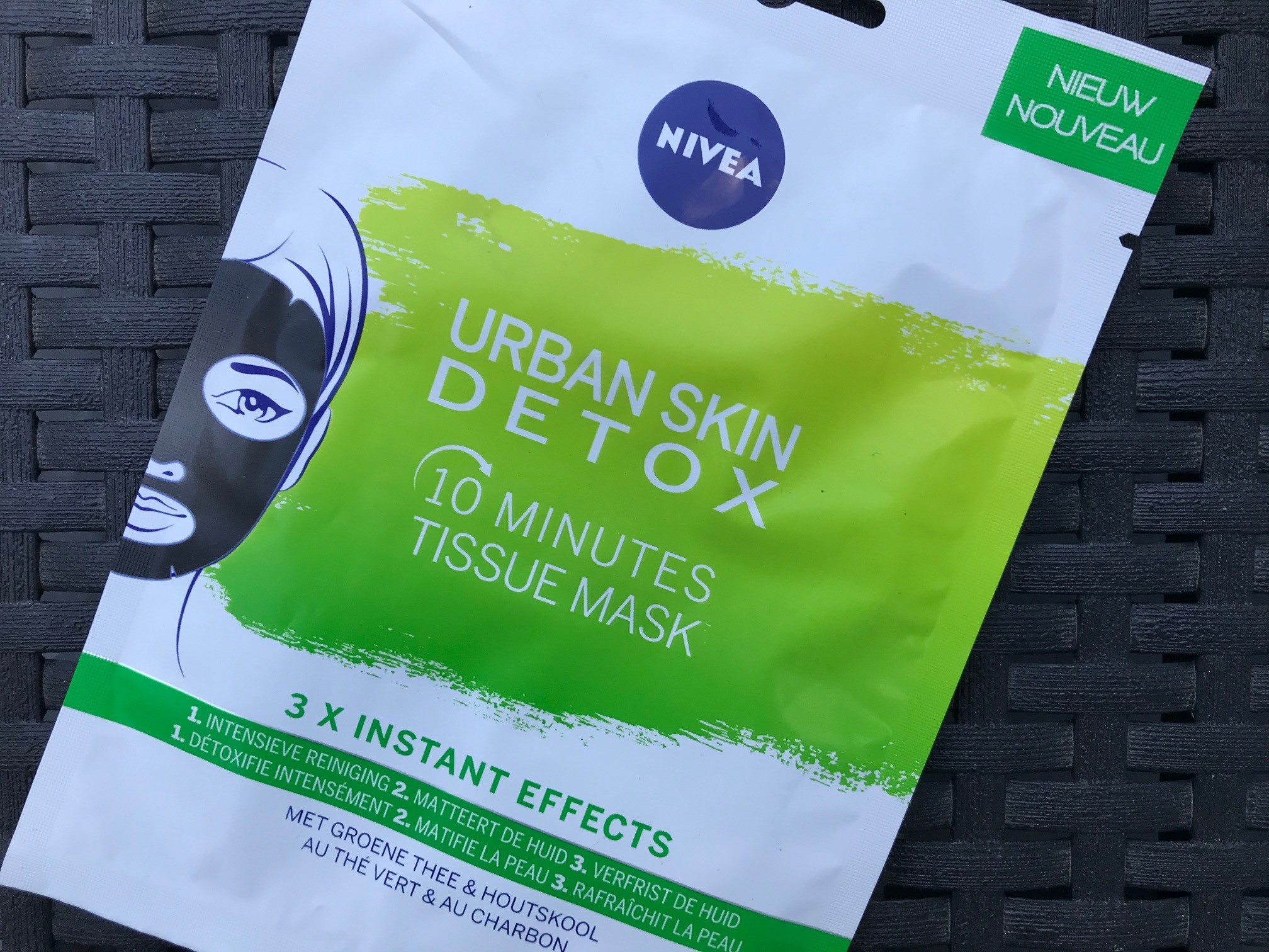nivea urban skin detox 10 minutes tissue mask