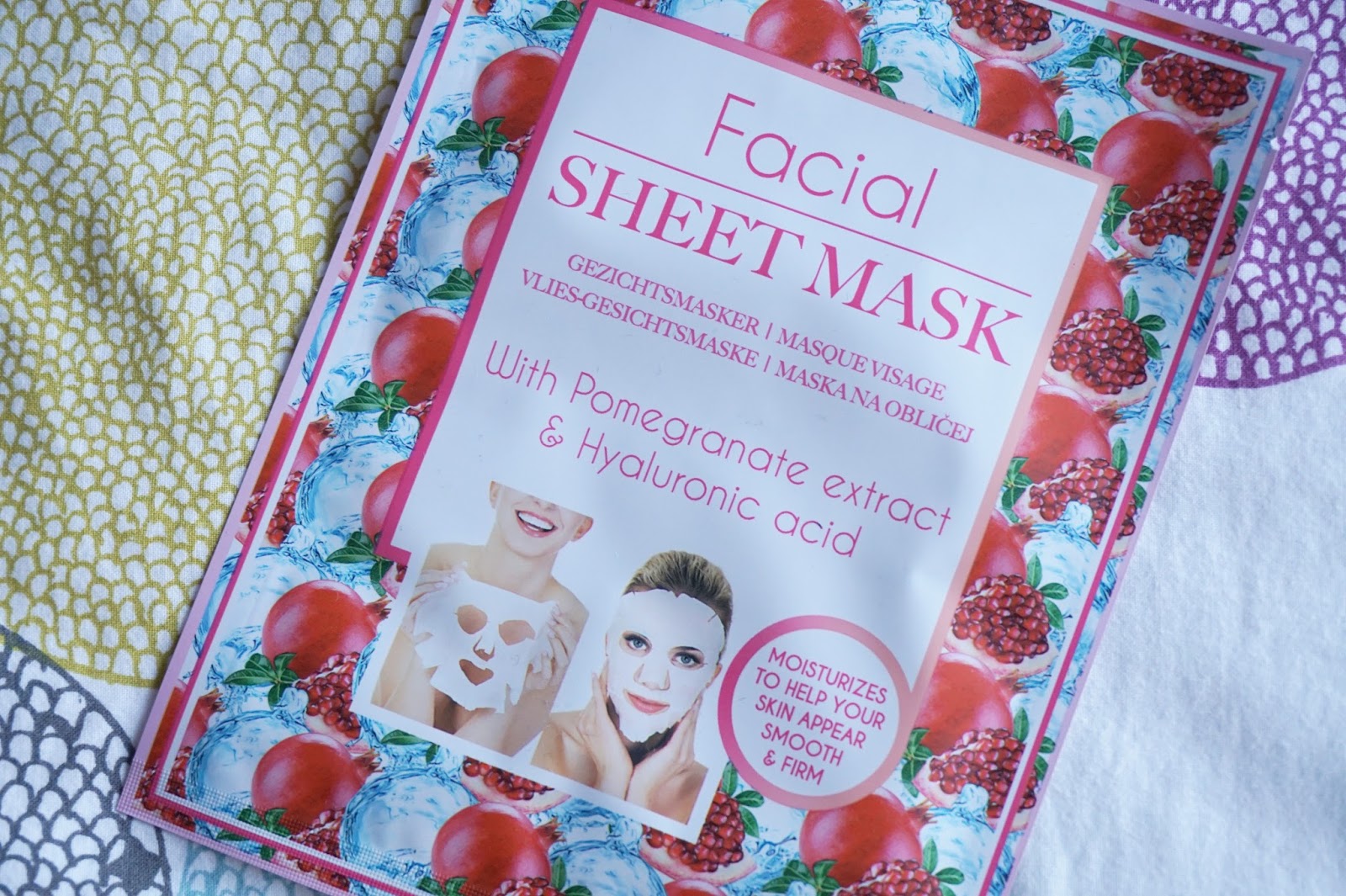 Action facial sheet mask with pomegranate extract & hyaluronic acid