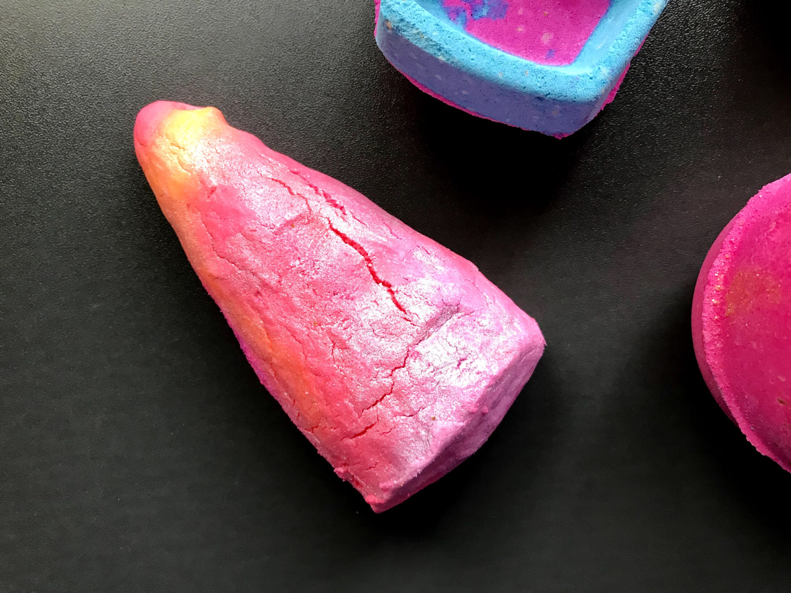 lush unicorn horn bubble bar