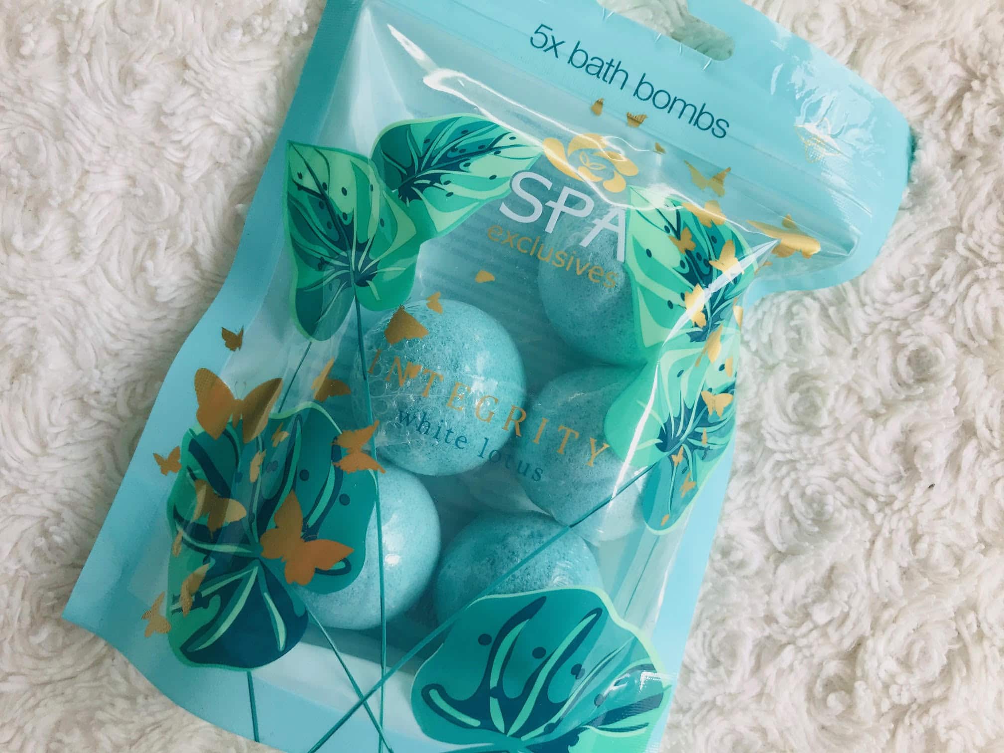 Spa Exclusives Integrity White Lotus Bath Bombs