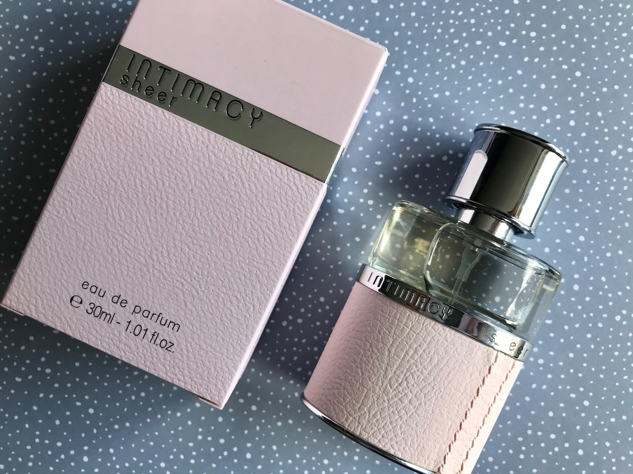 intimacy sheer parfum