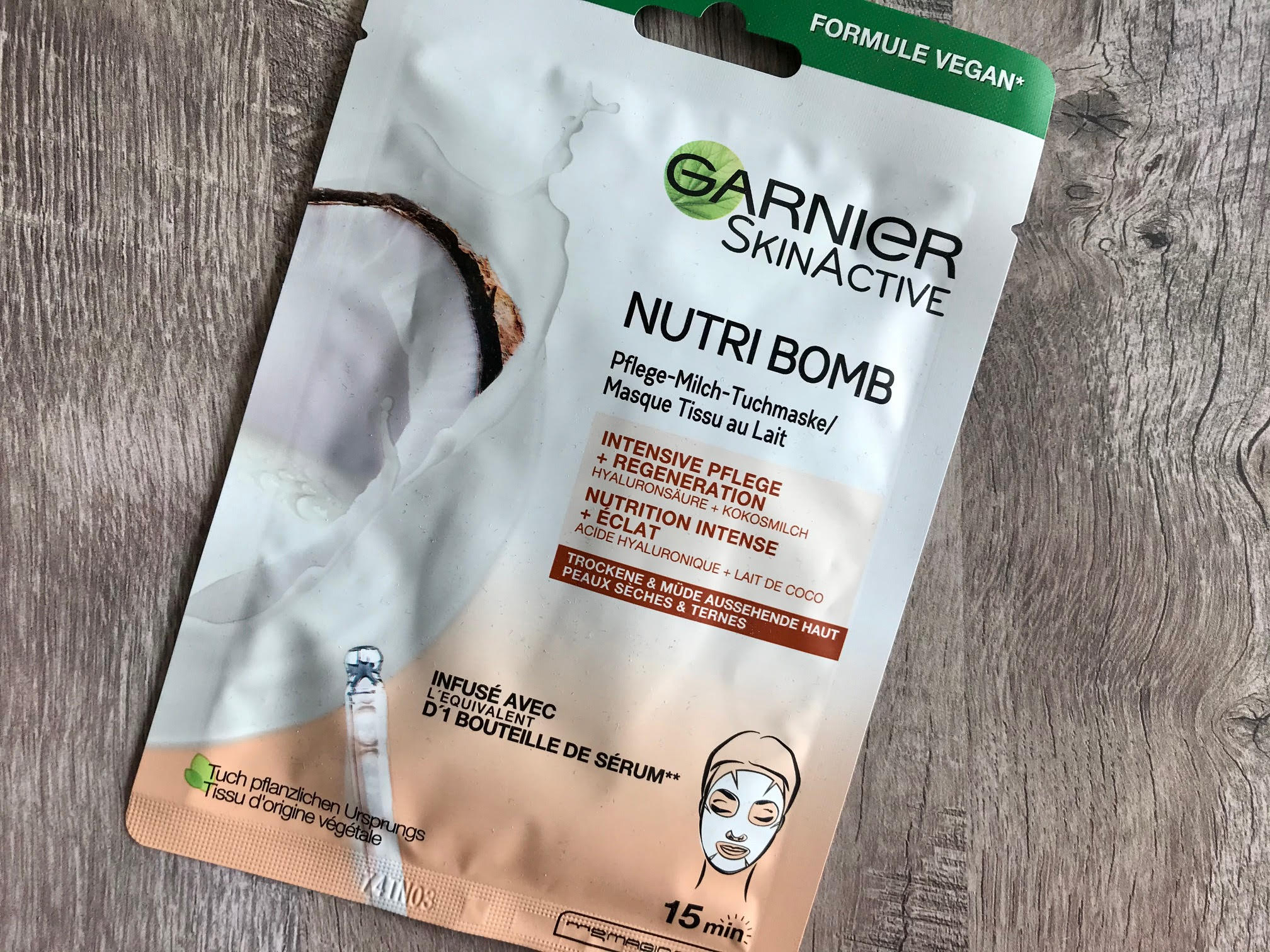 garnier nutri bomb kokos tissuemasker