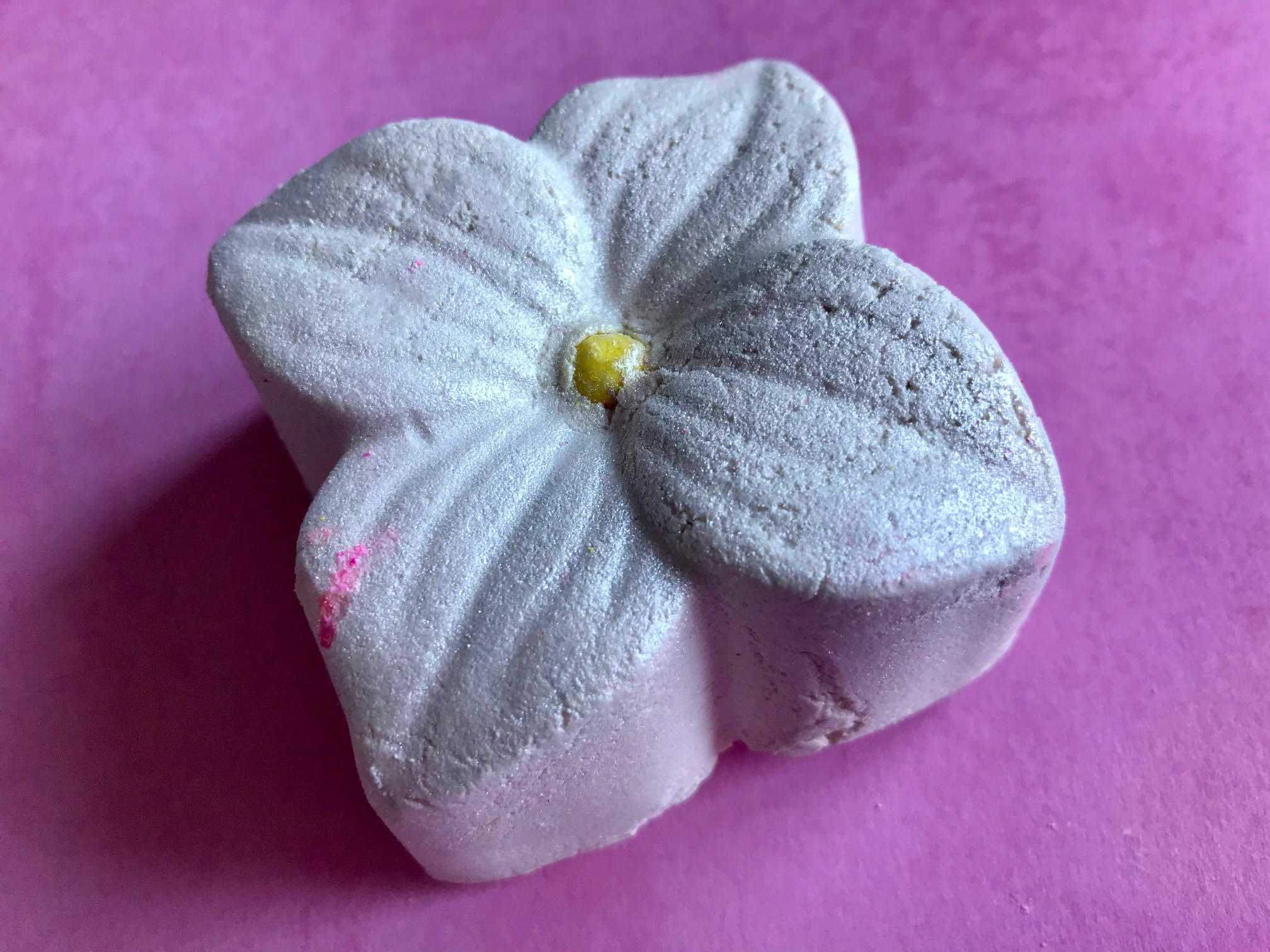 lush jasmine cream bubble bar