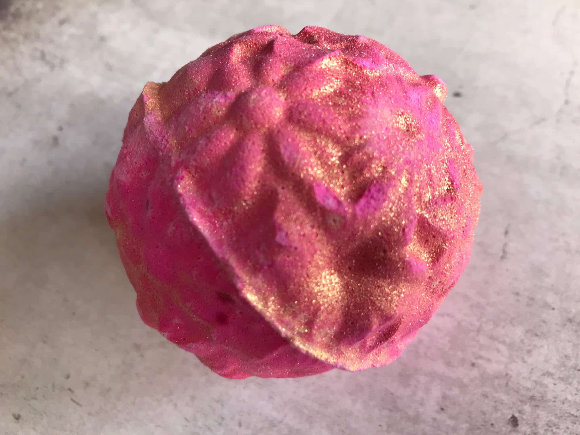 lush rose gold bath bomb