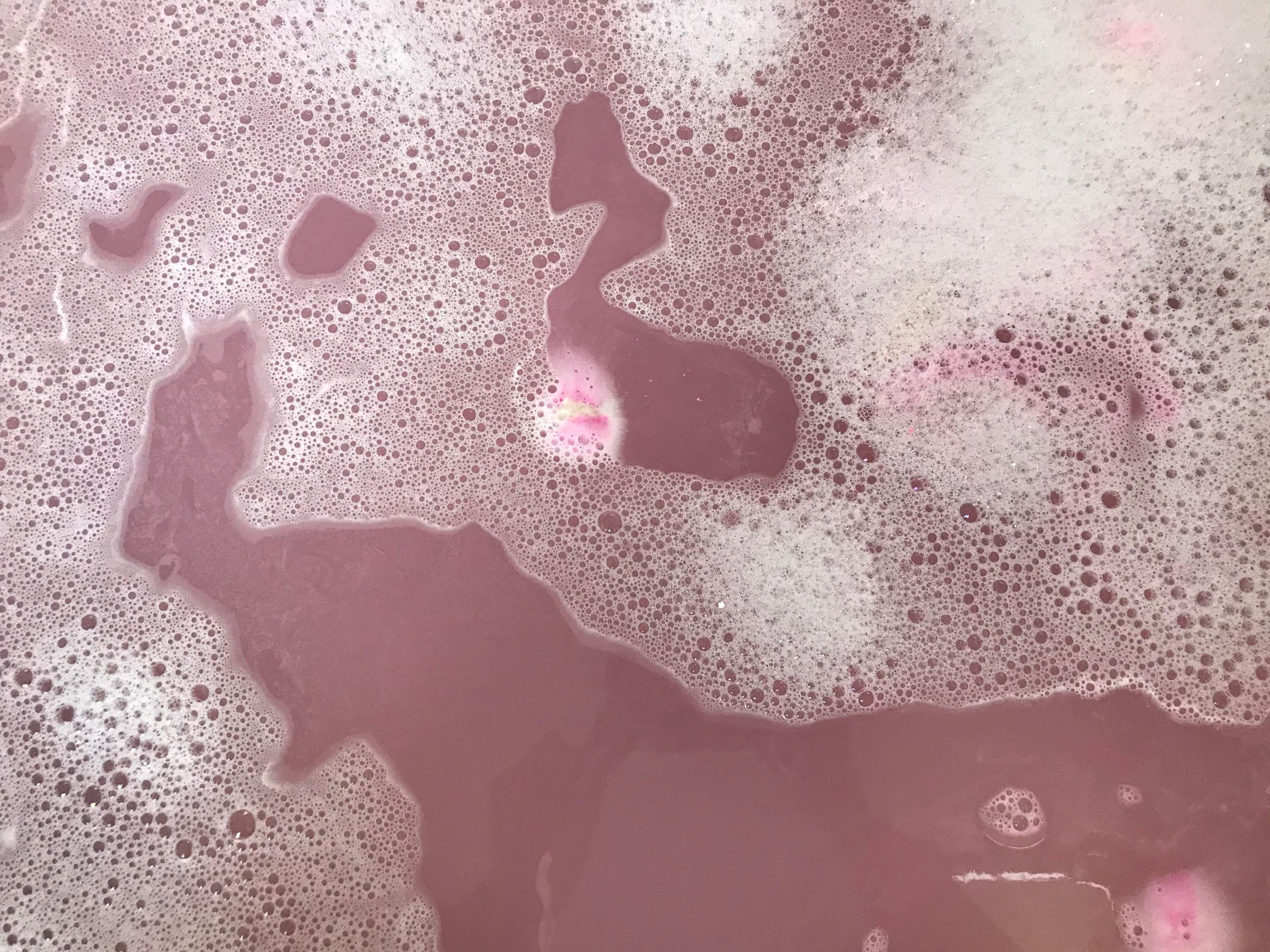 marshmallow world bath bomb