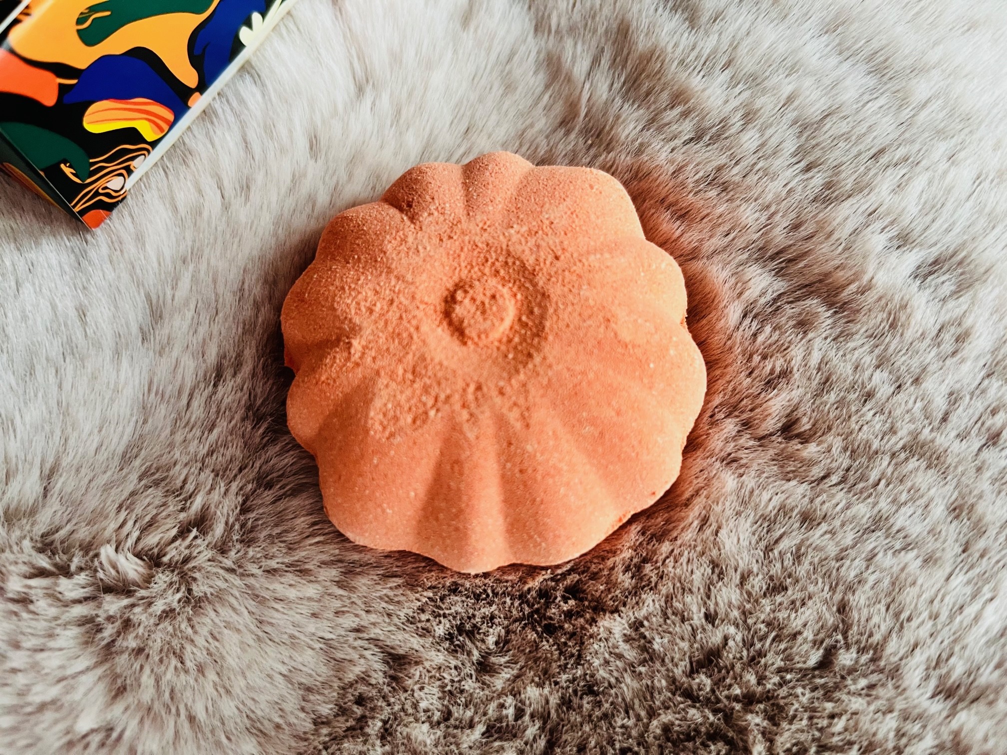 vanilla pumpkin fragranced bath bomb