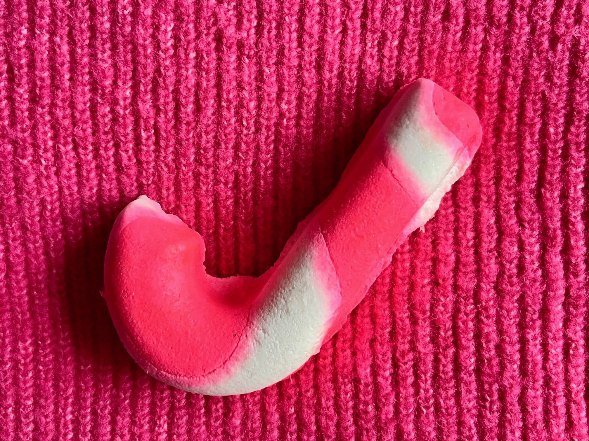 lush candy cane bubble bar