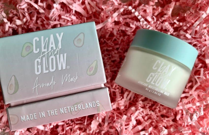 clay and glow avodado masker