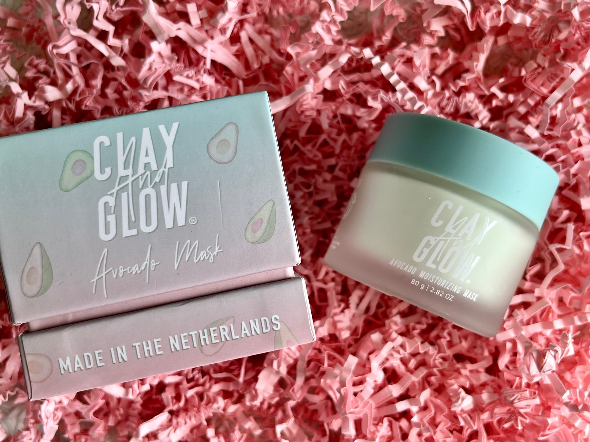 clay and glow avodado masker