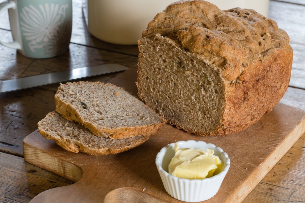 zelf brood bakken goedkoper