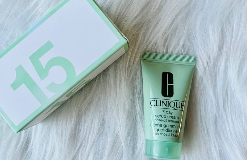 clinique 7 Day Scrub Cream Rinse-Off Formula