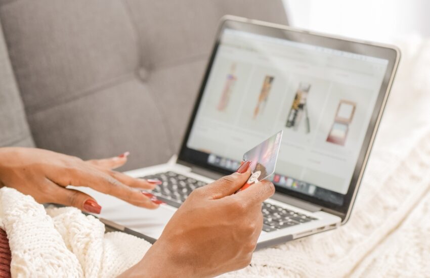 geld besparen bij online shoppen