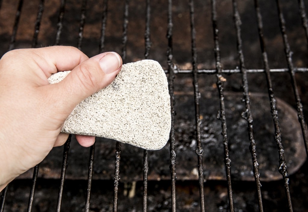 bbq rooster schoonmaken