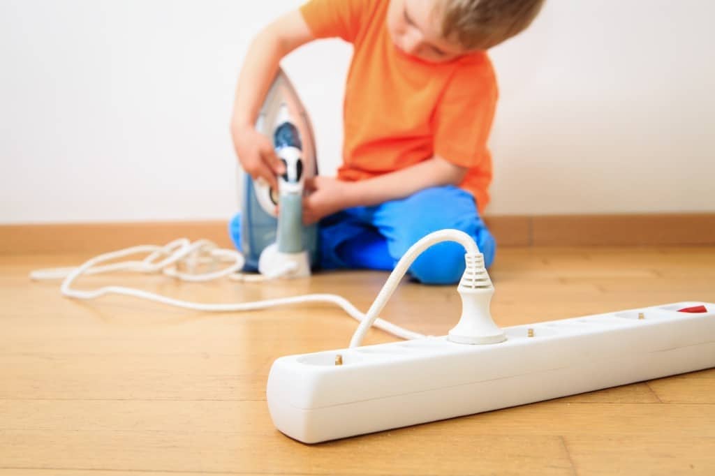 kinderen en elektriciteit