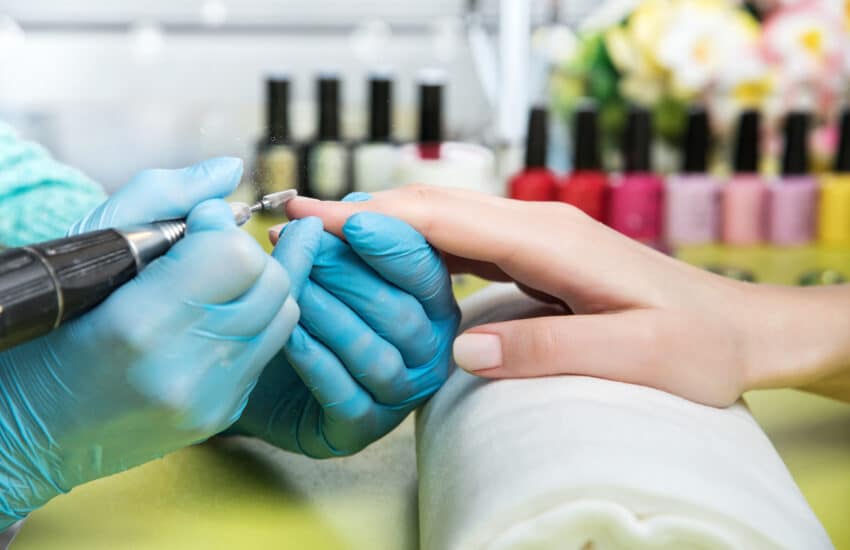 wat heb je nodig als beginnende nagelstyliste